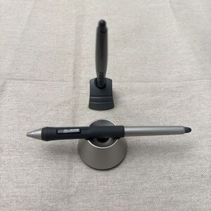 Lot/Set of 2 - Wacom Pens ZP-501E? & XP501E?‎ for Cintiq. READ DESCRIPTION.